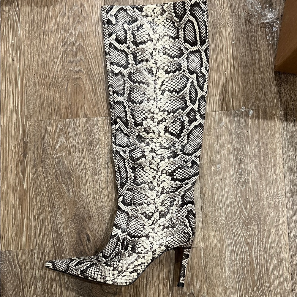 Zara snake print boots Size 7.5 - Picture 3 of 12
